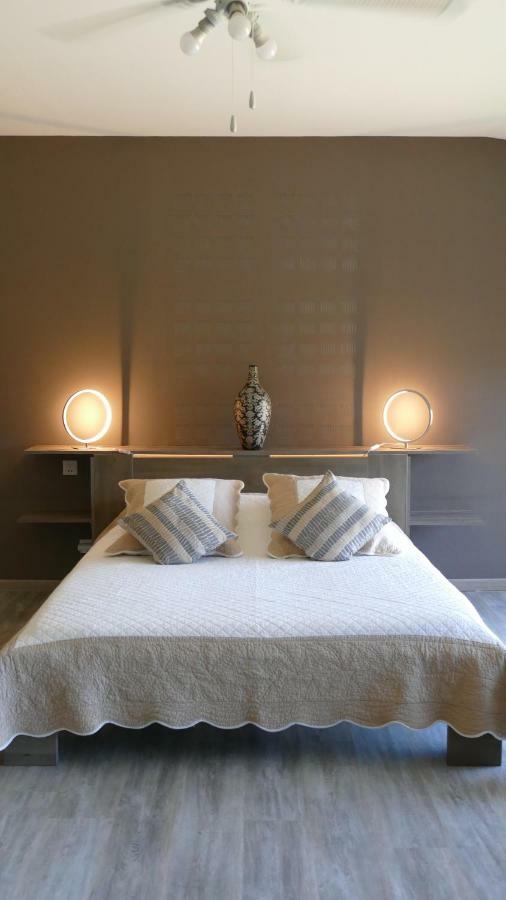 Bed & Breakfast Domaine Du Vernay